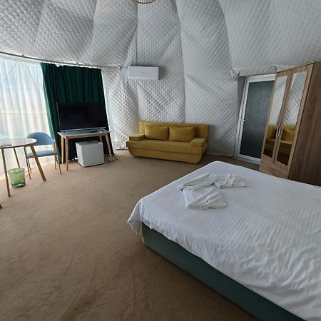 Hotel Glamping By The Sea Năvodari Exterior foto