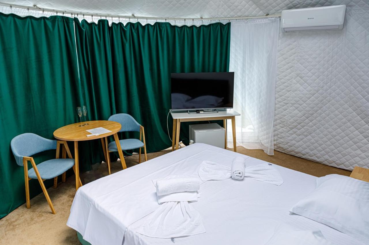 Hotel Glamping By The Sea Năvodari Exterior foto