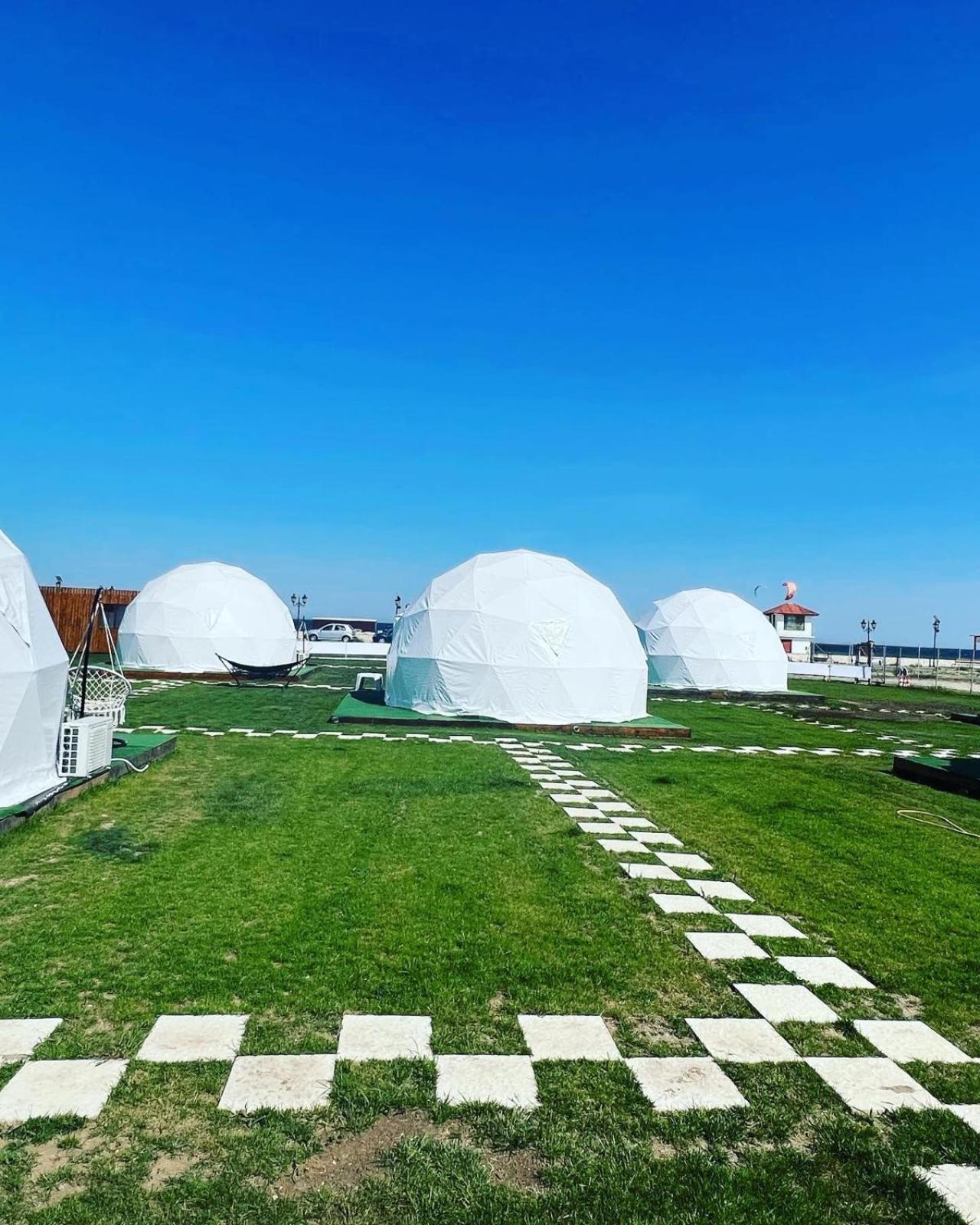 Hotel Glamping By The Sea Năvodari Exterior foto