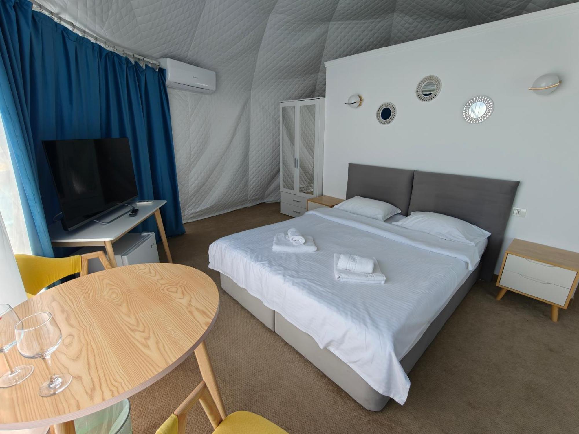 Hotel Glamping By The Sea Năvodari Exterior foto