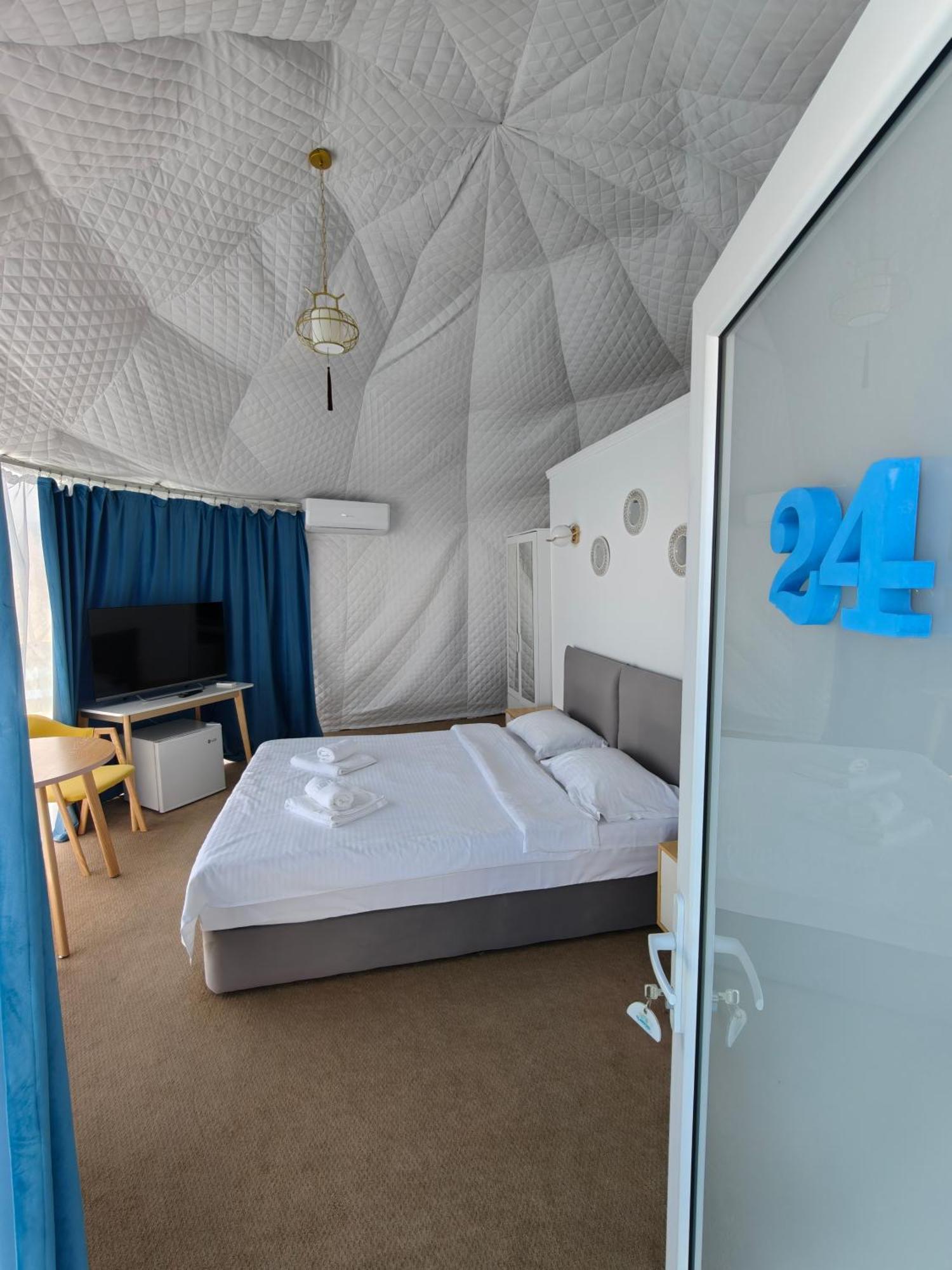 Hotel Glamping By The Sea Năvodari Exterior foto